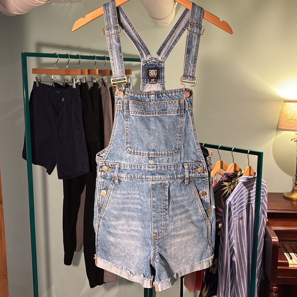 BDG Blue Denim Women's Shorts Overalls